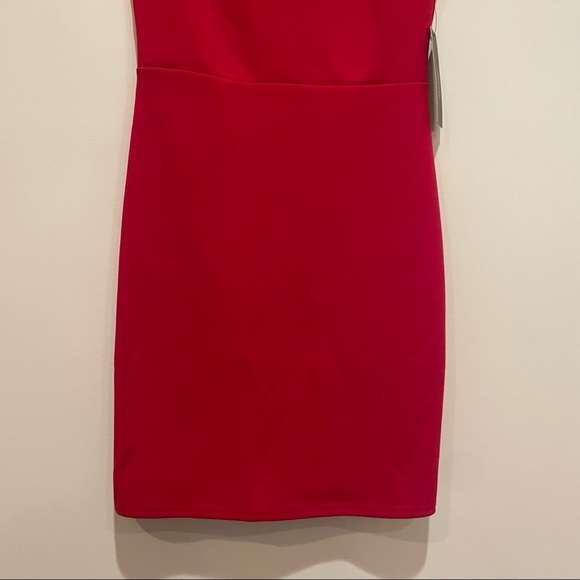 Lulu’s Red mini dress - Picture 5 of 8